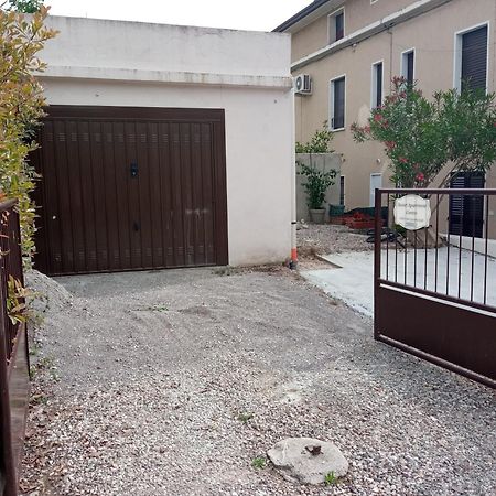 Sweet Apartment - Centre Peschiera del Garda Exterior photo