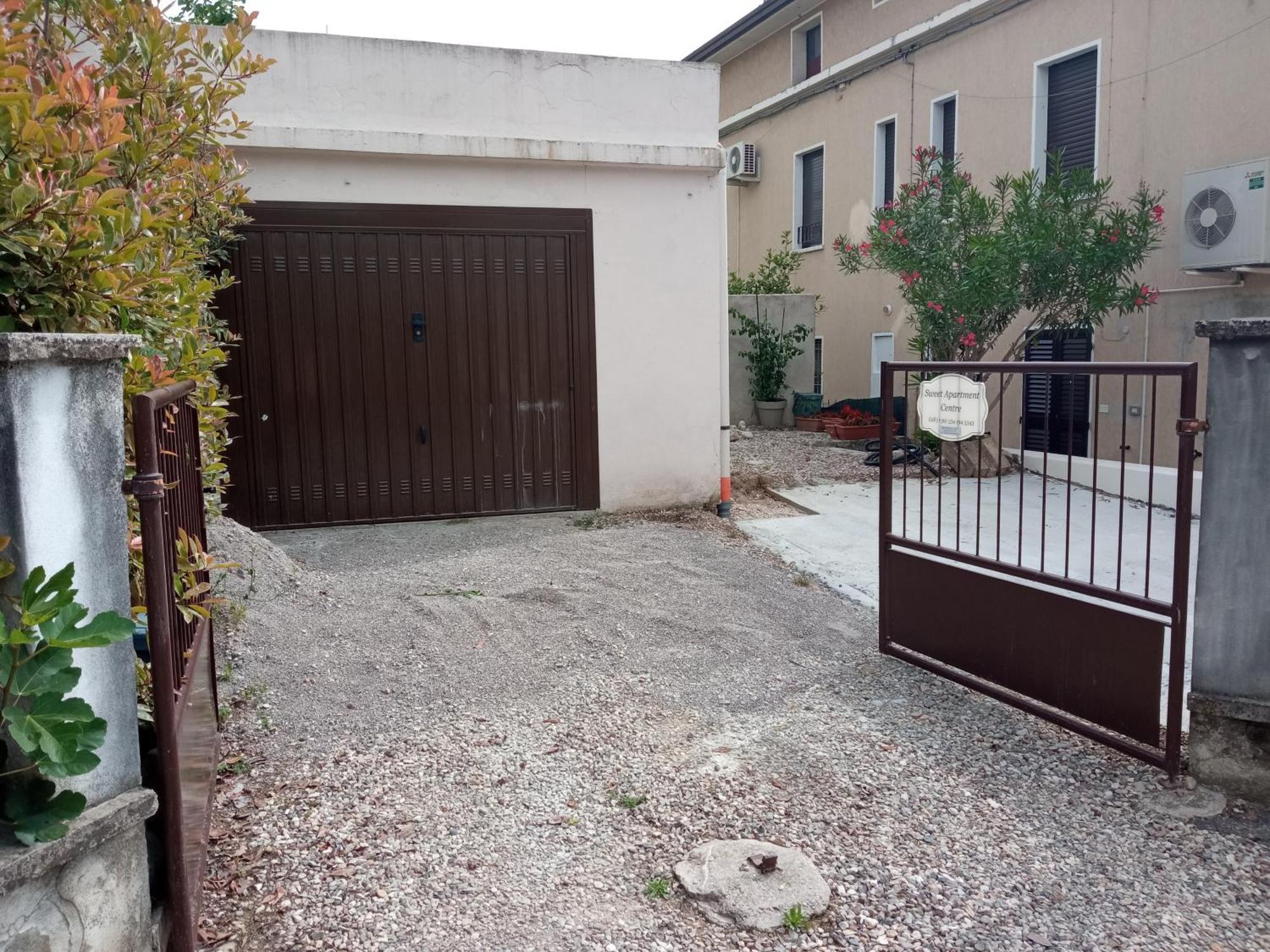 Sweet Apartment - Centre Peschiera del Garda Exterior photo